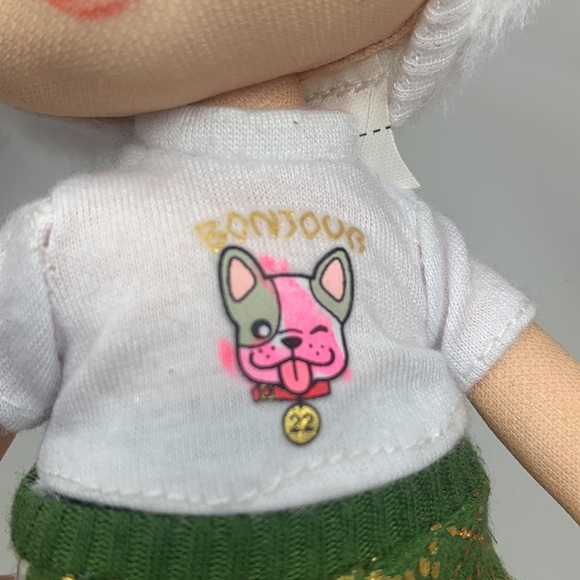 7” used Na! Na! Na! Surprise Doll - Picture 11 of 16